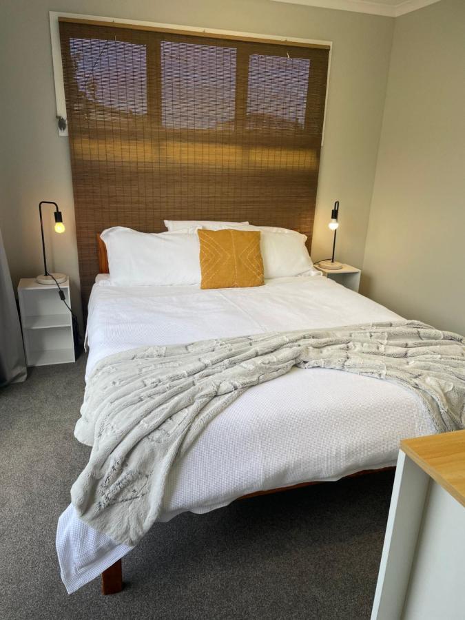 Modern Studio Apartment Motueka Luaran gambar