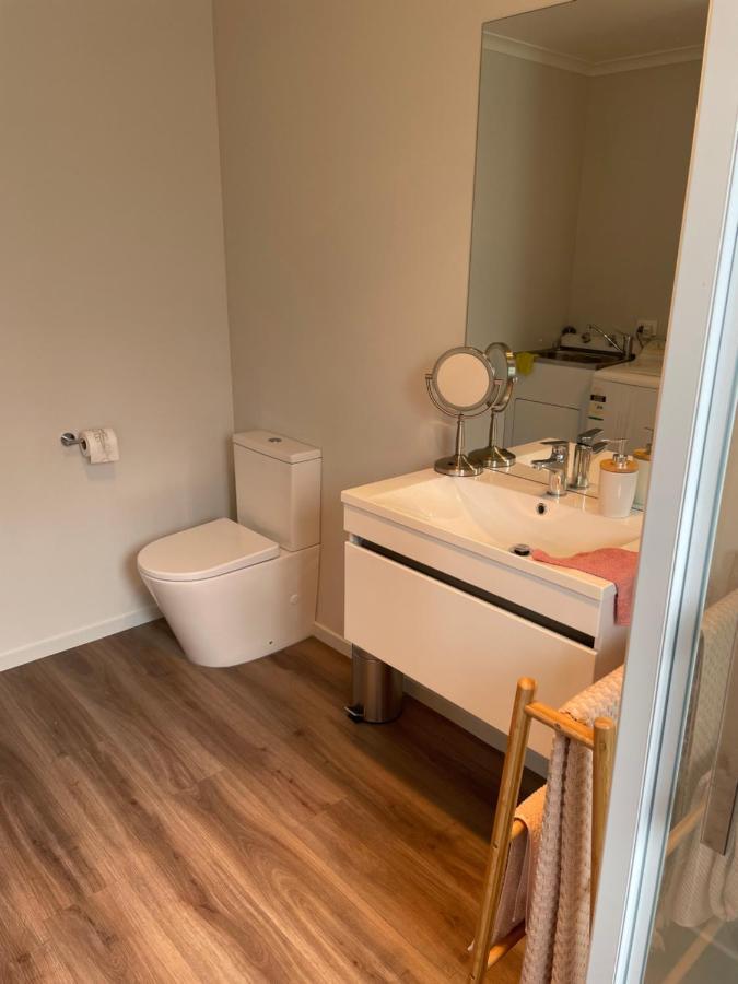 Modern Studio Apartment Motueka Luaran gambar